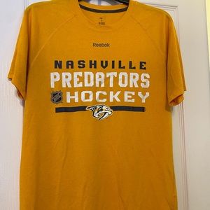 Nashville Predators men’s reebok tshirt